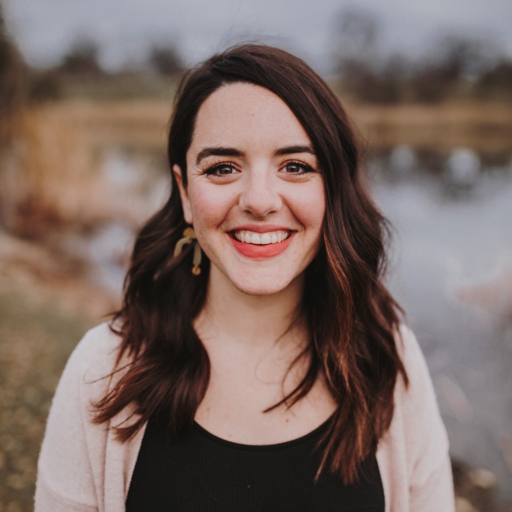 Meet your Posher, Débora